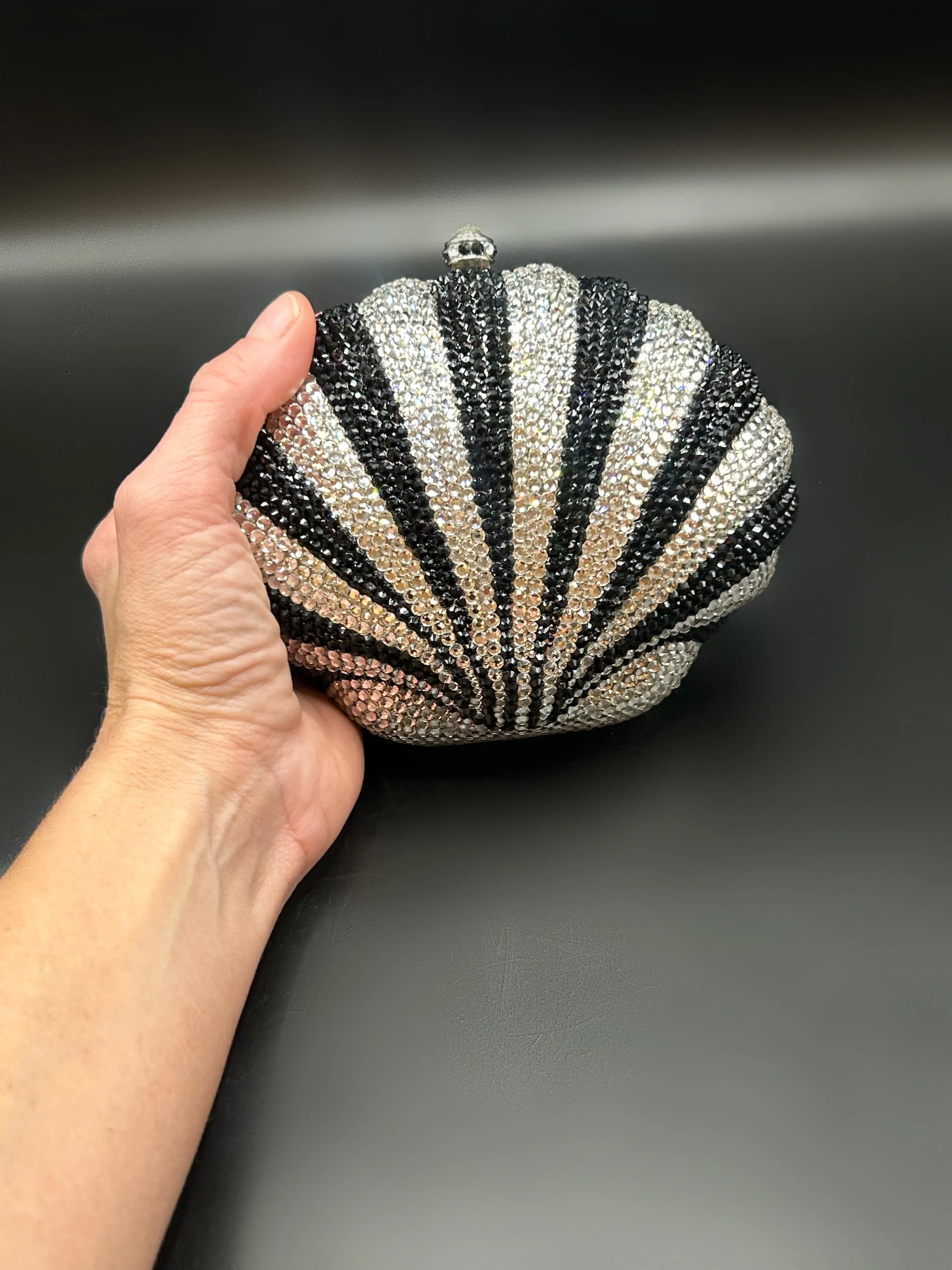 Shell Clutch