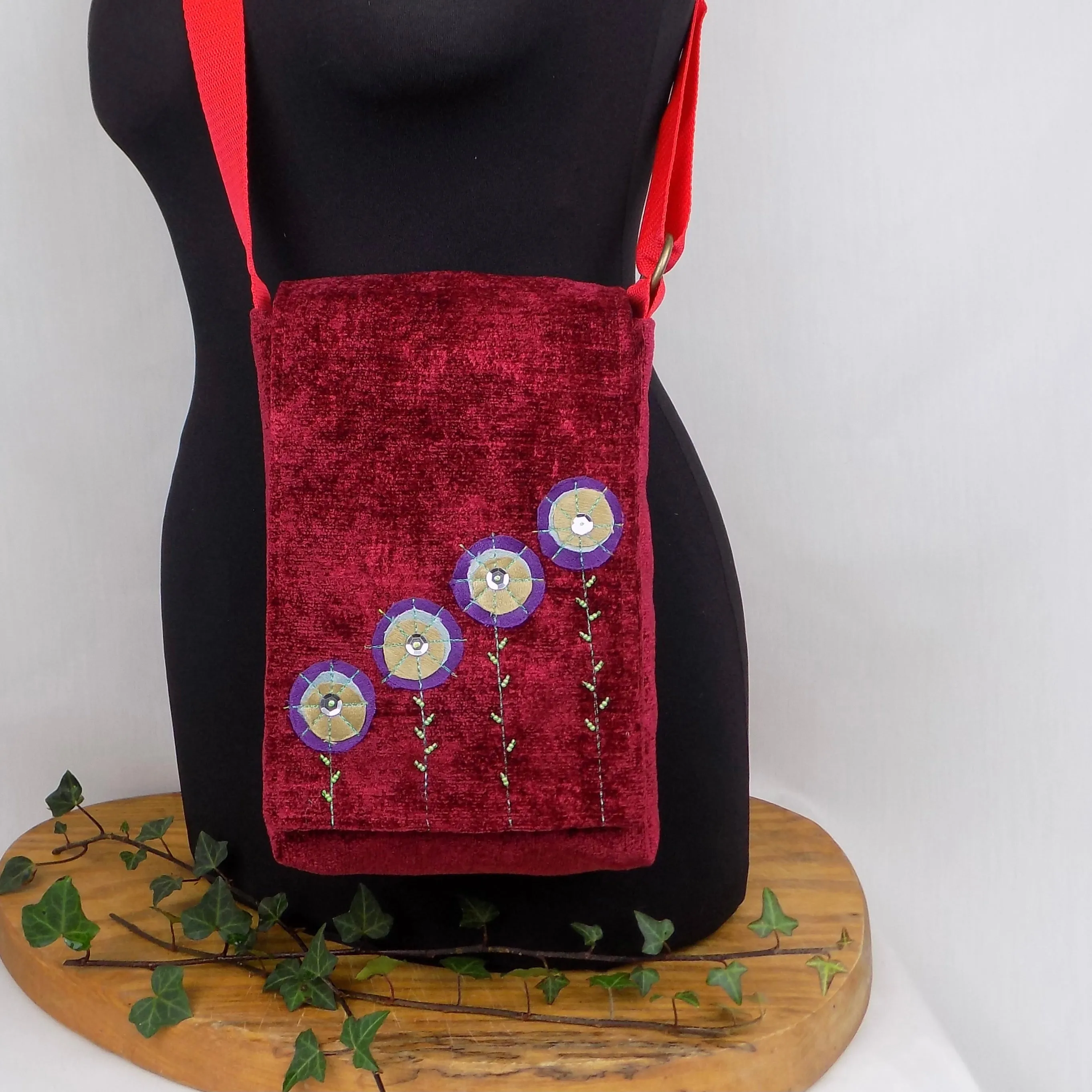 Small messenger bag