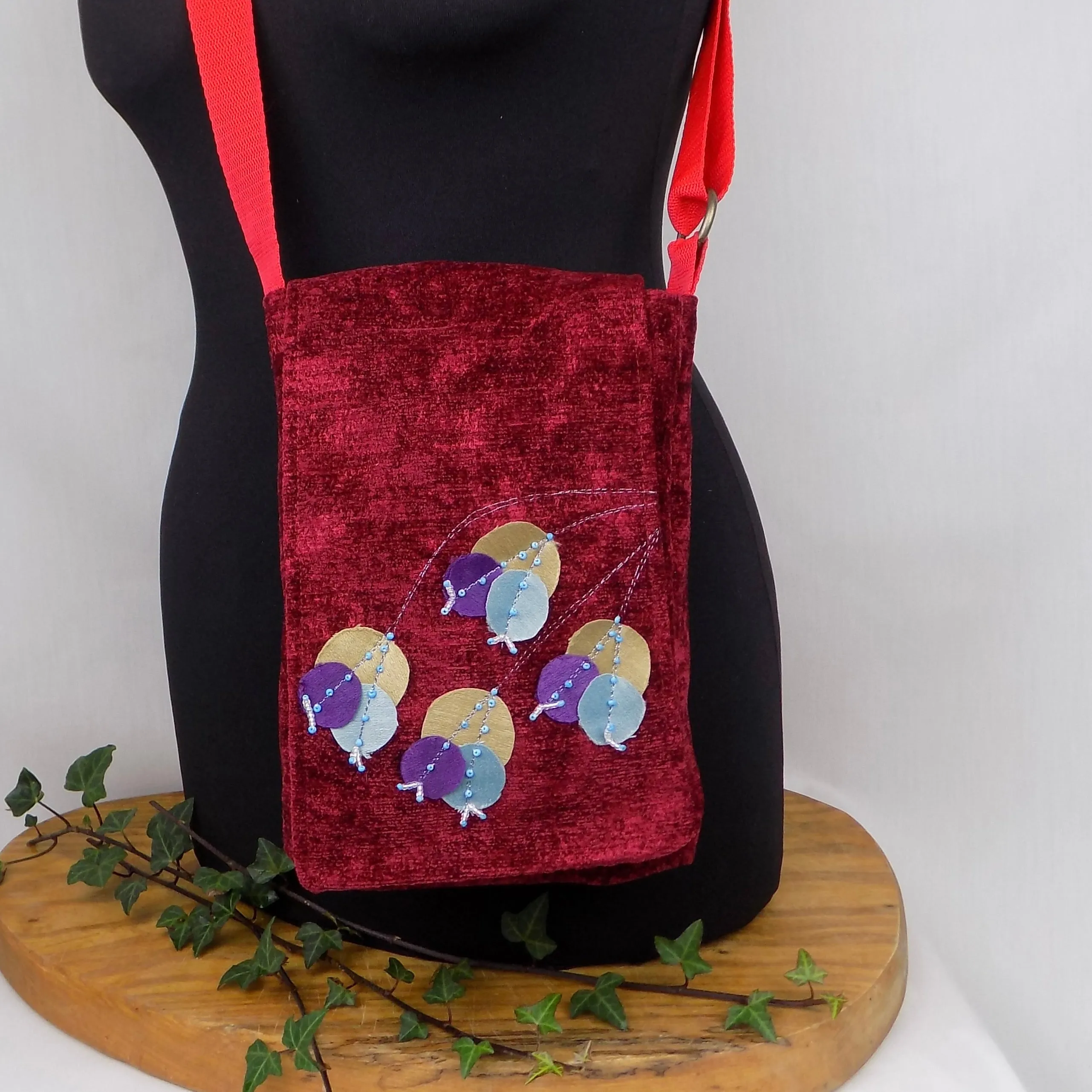 Small messenger bag