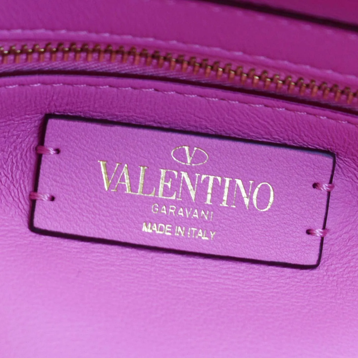 VALENTINO Medium Garavani Roman Stud Leather Crossbody Bag Pink