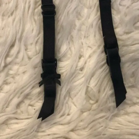 Very Sexy VS Chantilly Eyelash Lace Garter Belt Black XS/S