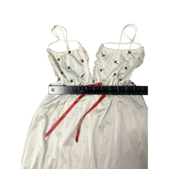 Vtg Long Nightgown Nylon Lingerie Feminine Sissy Lolita Flower Embroidered Small